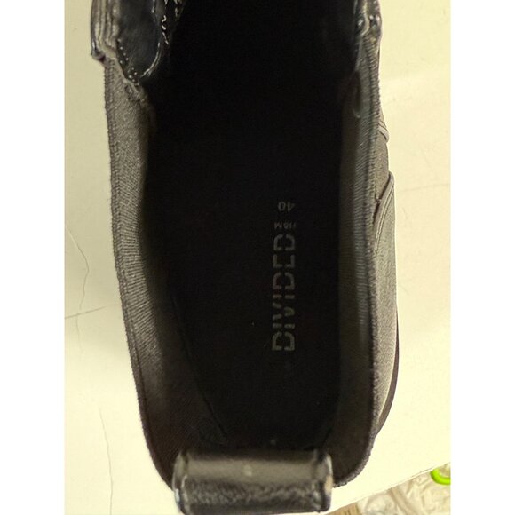 Divided Chunky Heel Ankle Boots Size 9.5 Biker Chic Black Platform Lug Shoe Edgy - Picture 8 of 16